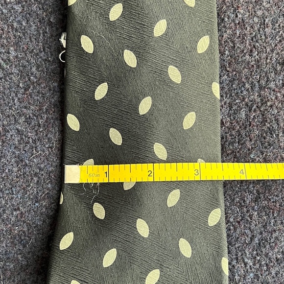 Giorgio Armani Neck Tie - Picture 3 of 5